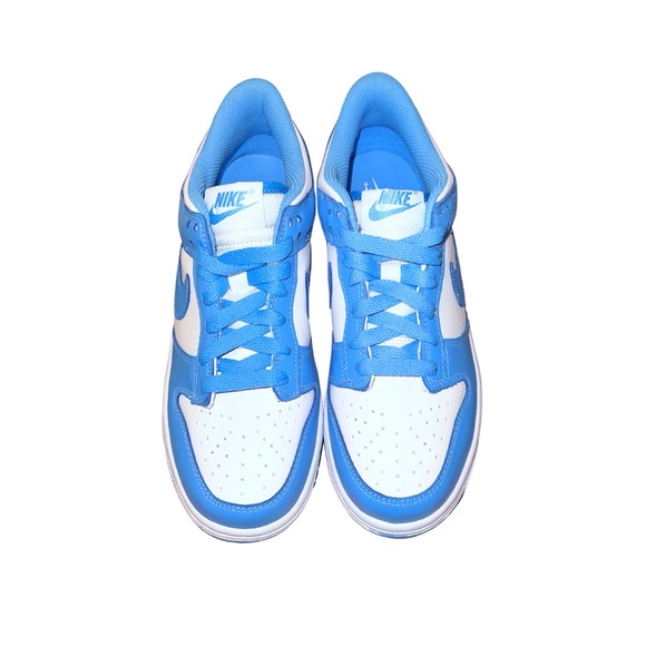 Nike Dunk Low (UNC) 5.5 Youth - Picture 2 of 4